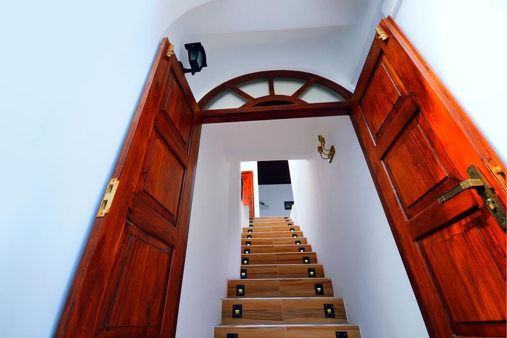 Hotel The Bend à Galle Extérieur photo
